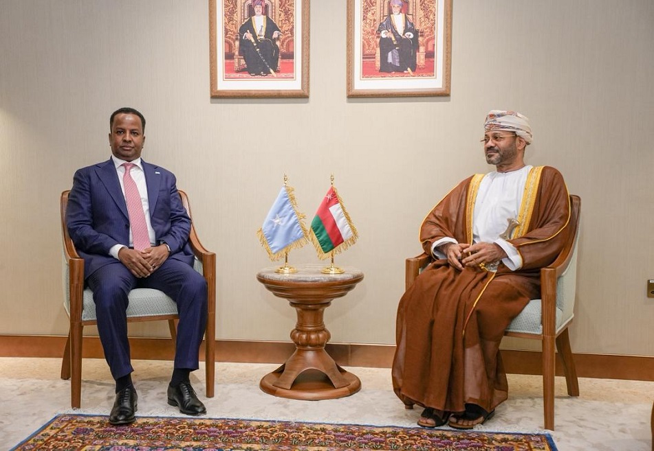 Labada Wasiir oo ku kulmay Muscat.jpg